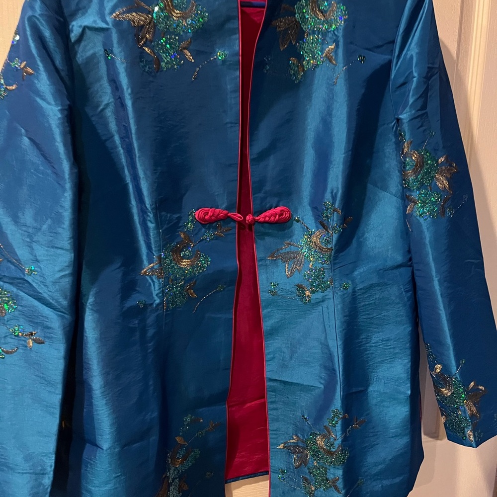 Embroidered jacket in silk